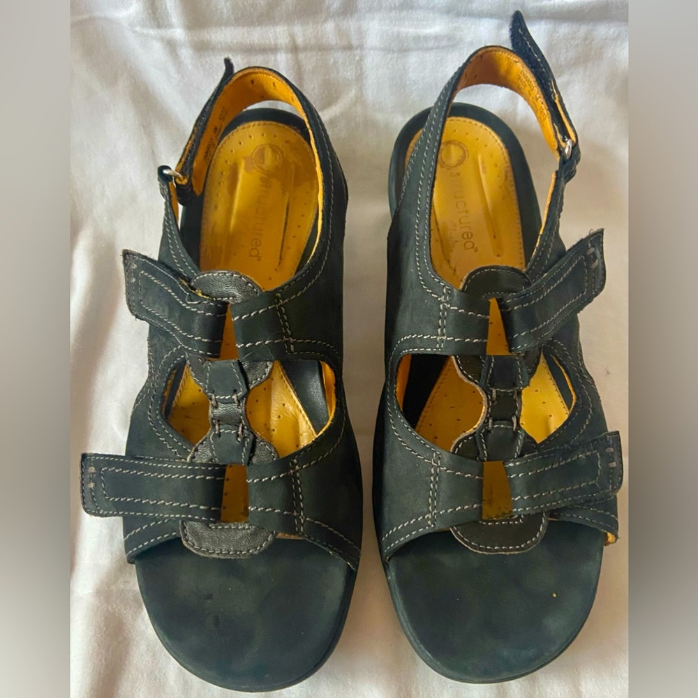 Clarks UnStructured Womens Black Leather Strappy Sandals Size 8 Shoes